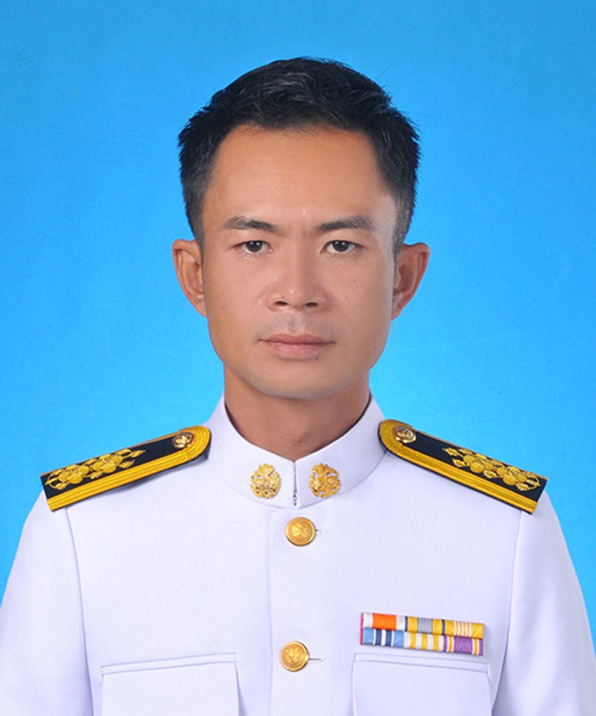 นายภาคิน พรมดี